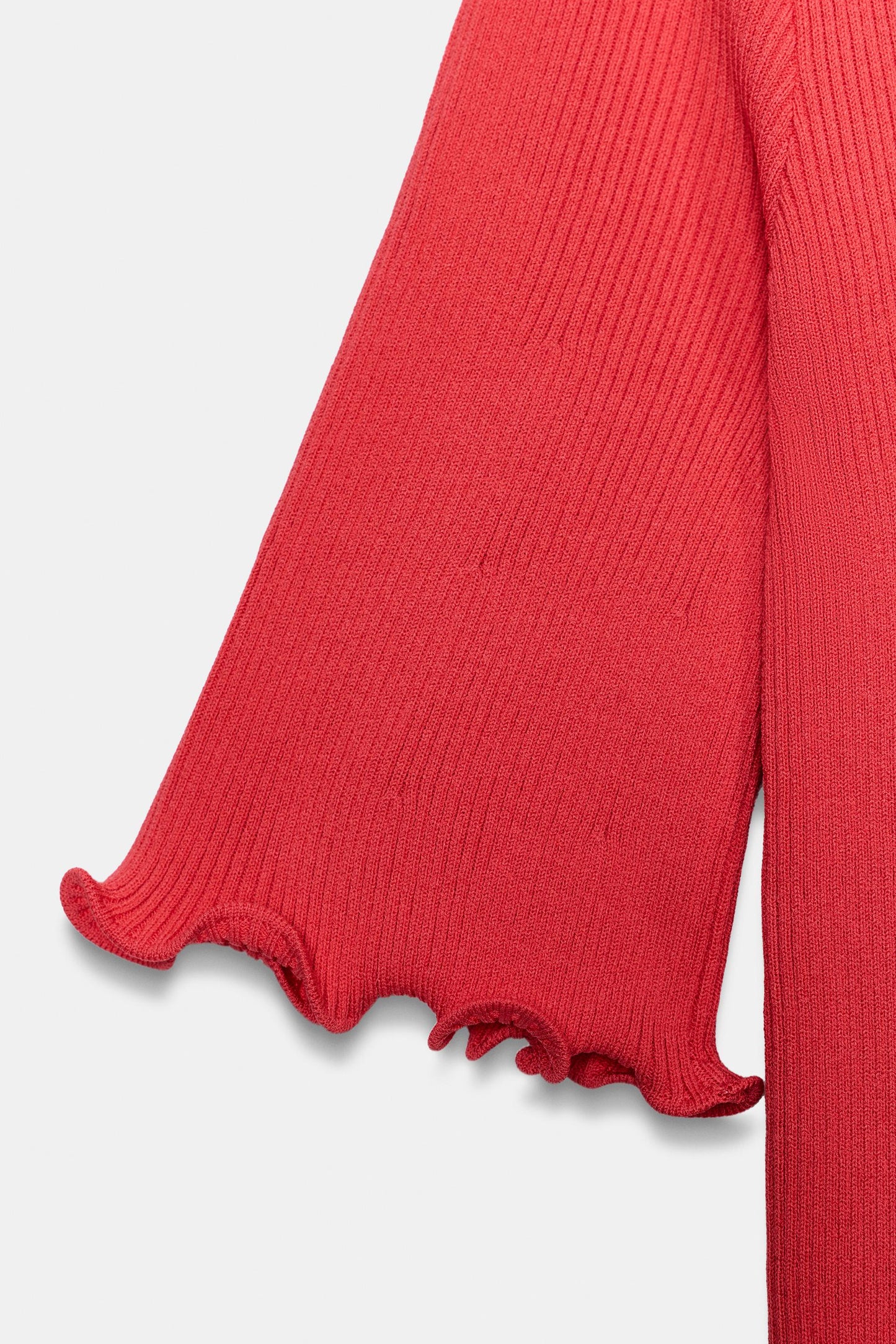 #E81B3D, Corail rouge